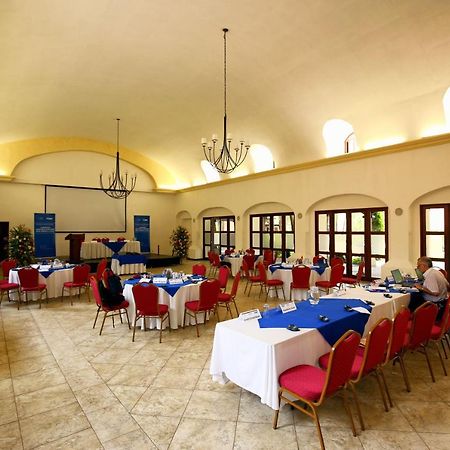 Villa Colonial Antigua ภายนอก รูปภาพ